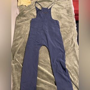Overalls with zipper